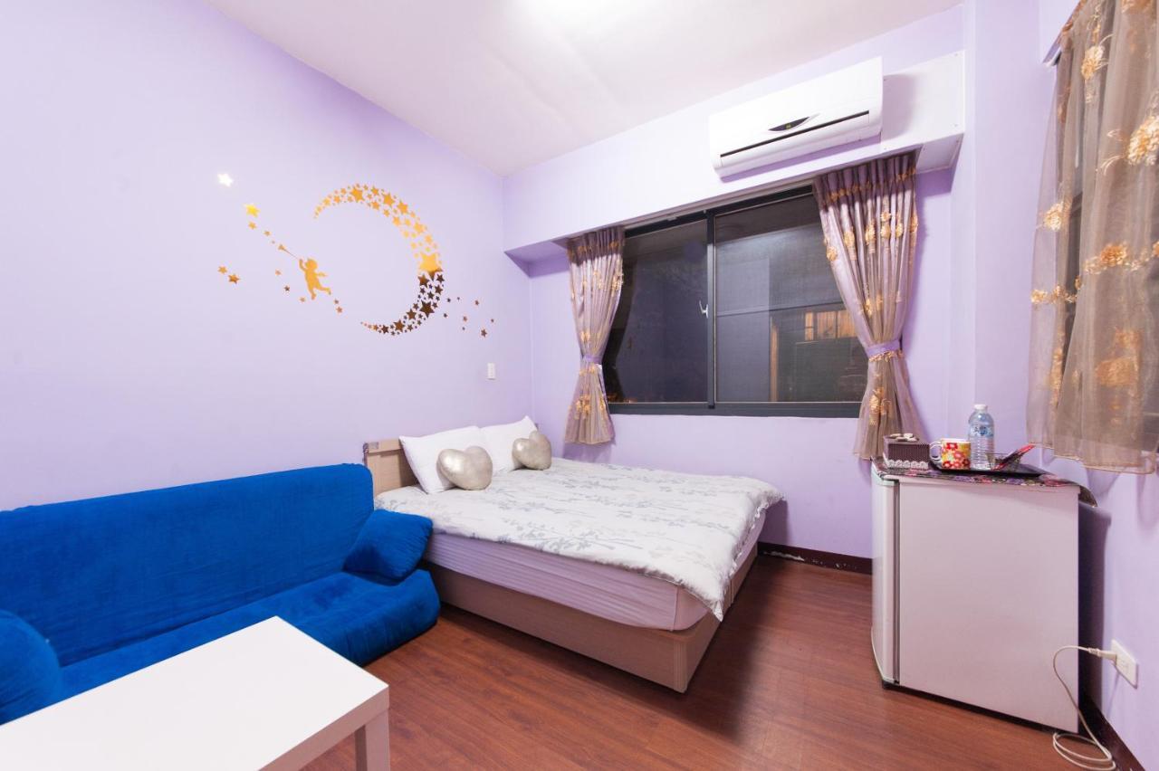 Fengjia Qing Su Homestay ไถจง ภายนอก รูปภาพ